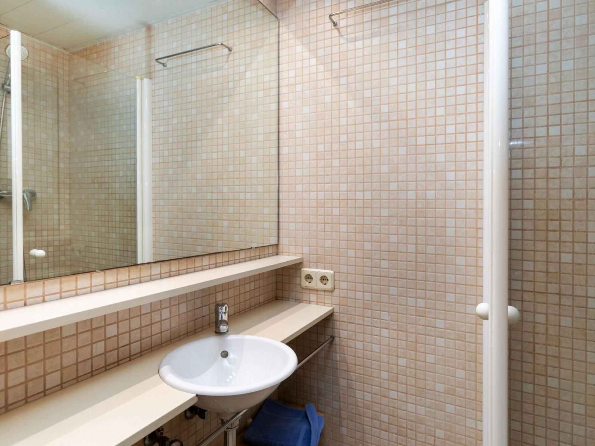 Apartment Sants-Montjuic Rambla Badal By Interhome Barcellona Esterno foto